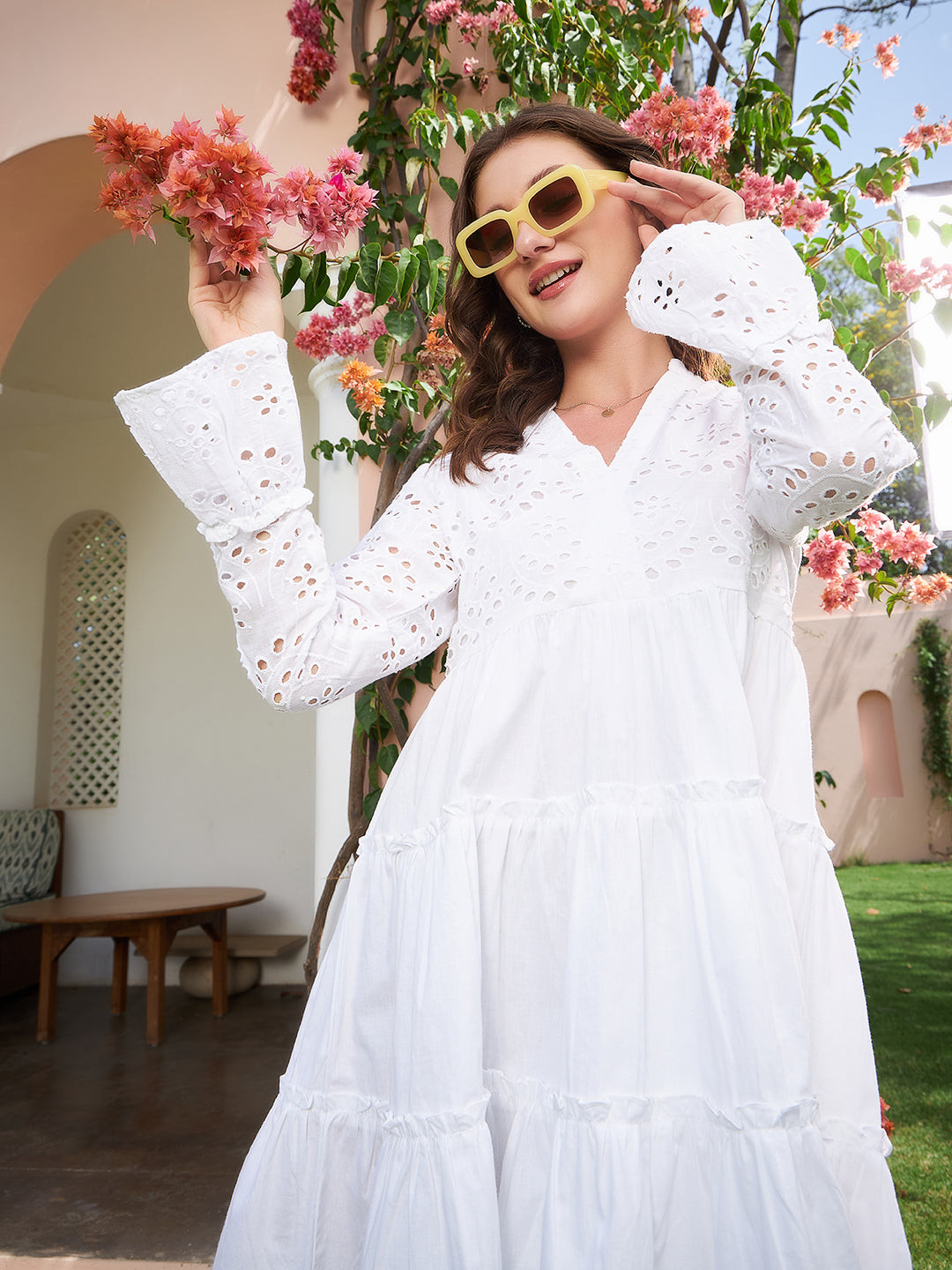 embroidered denim dress Lisa Women's Size:Euro 42.5 = US 10.75 bust width Girls Dress Toddler Blue and White Brocade