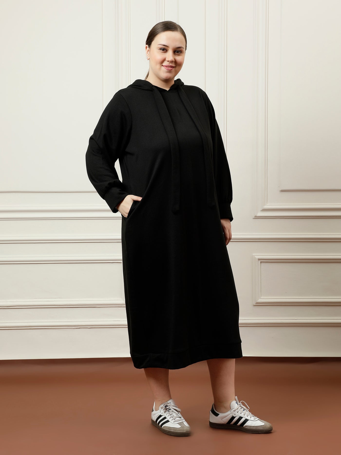 Athena Ample T-shirt Midi Dress