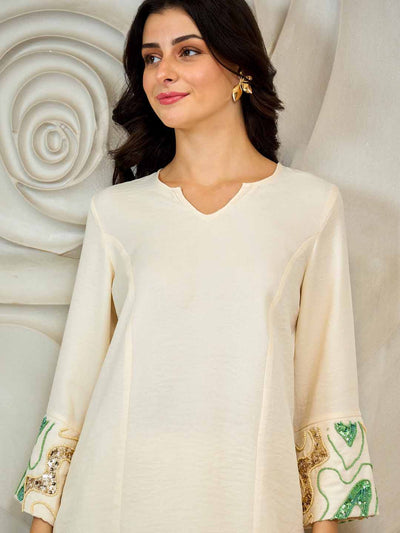 Athena Beads And Stones V-Neck Linen Kurta With Trousers